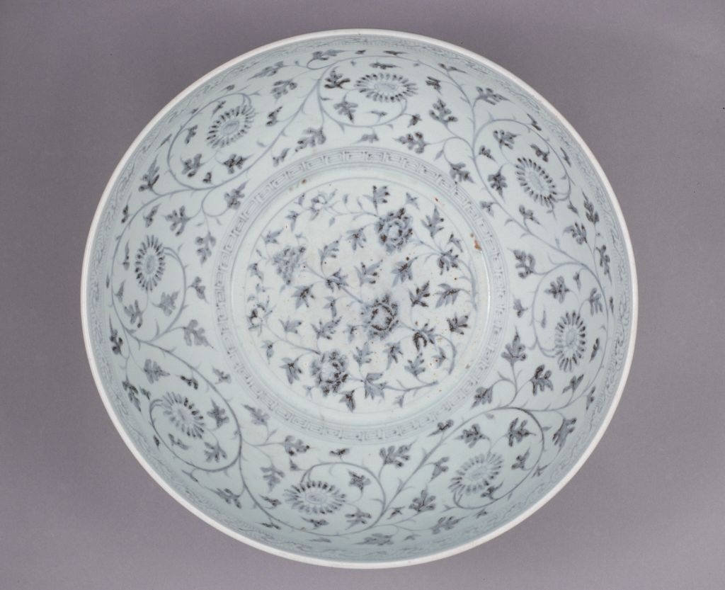 图片[2]-Blue and white bowl with tangled branches and flower patterns-China Archive